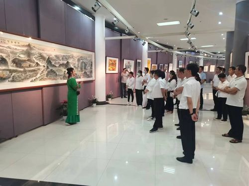 固本強基揚正氣 各部門組織職工參觀廉潔主題展并開展文化藝術交流
